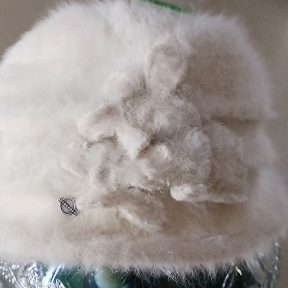 Seeberger Cream Colored Rabbit Hair Bucket Hat main image 13